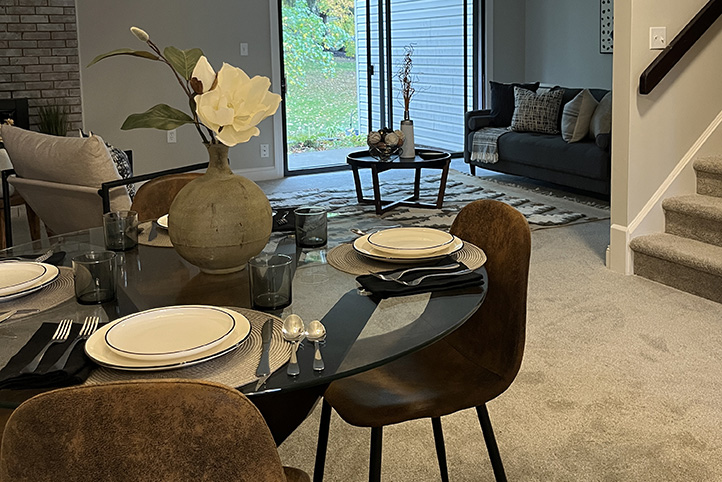 6330 Greenwood Pkwy APT 302, Northfield, Ohio