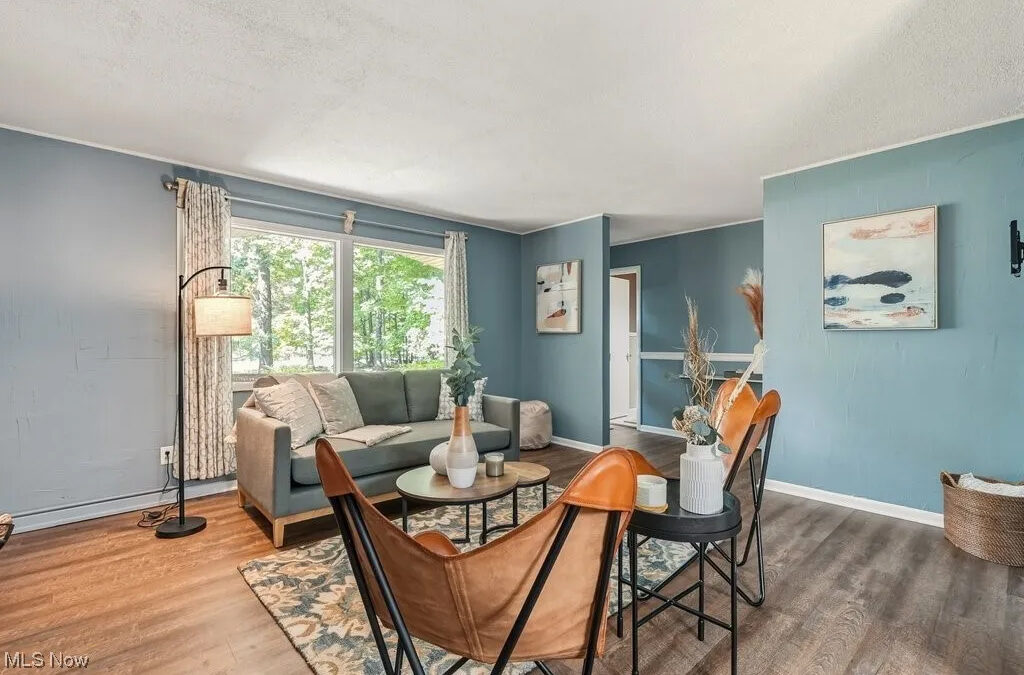 62 W Bel Meadow, Chagrin, Ohio